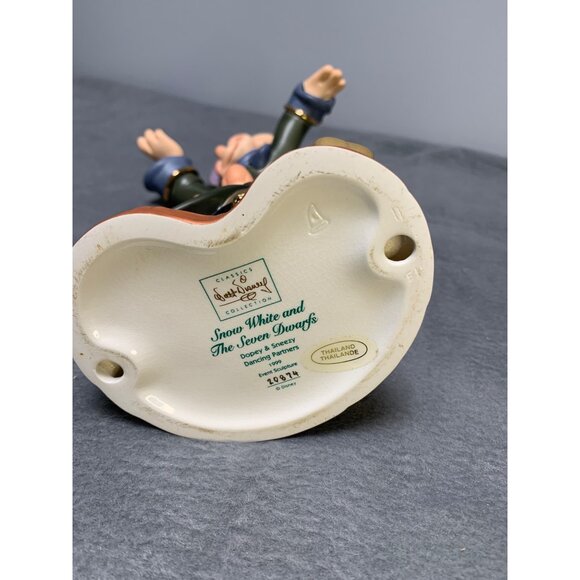 Dancing Partners Dopey & Sneezy Disney Classics Collection Figurine - Picture 5 of 9